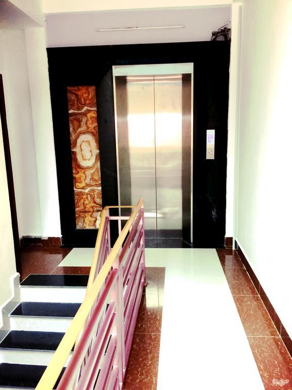 Soben Sensok Guesthouse Phnom Penh Esterno foto