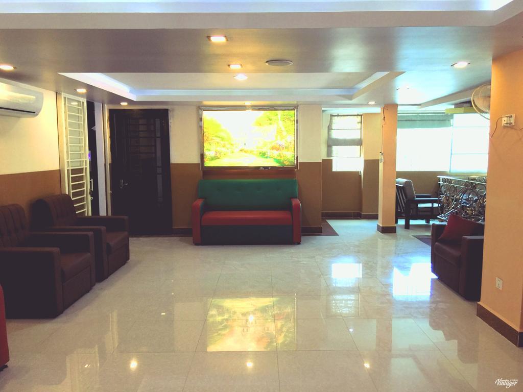 Soben Sensok Guesthouse Phnom Penh Esterno foto