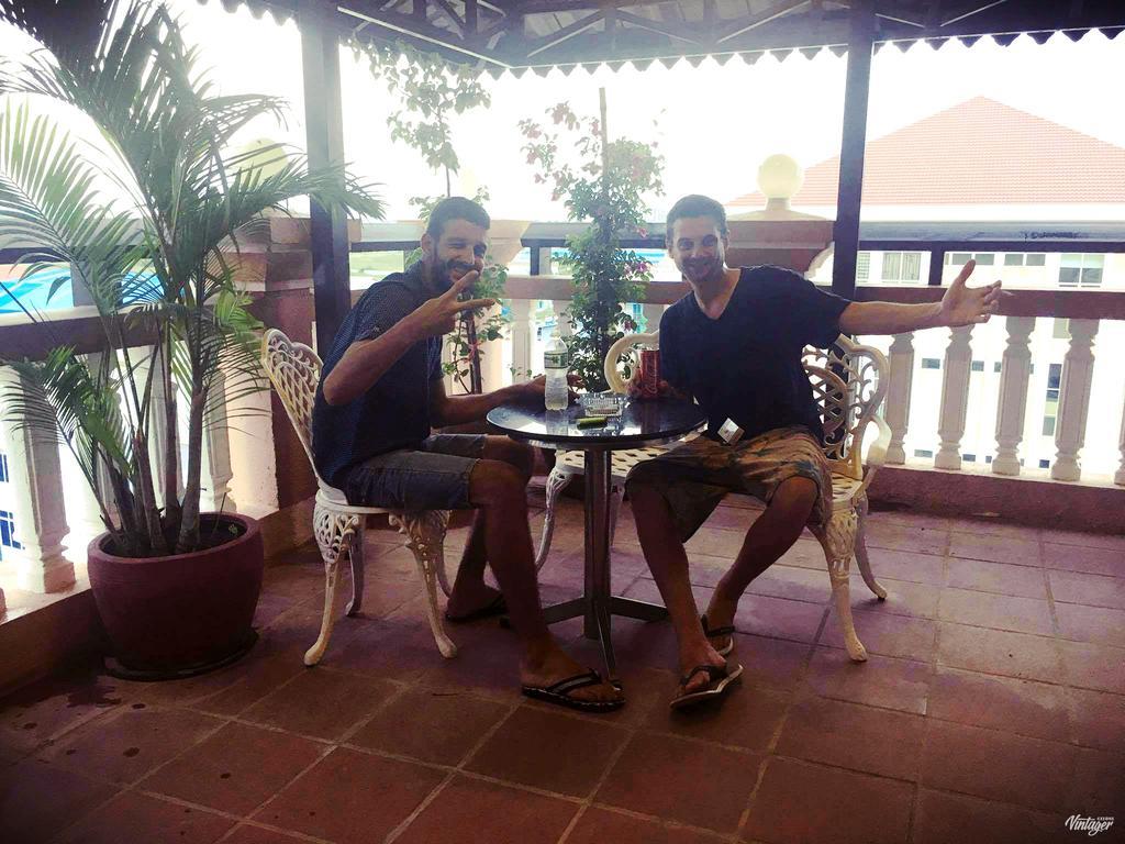 Soben Sensok Guesthouse Phnom Penh Esterno foto